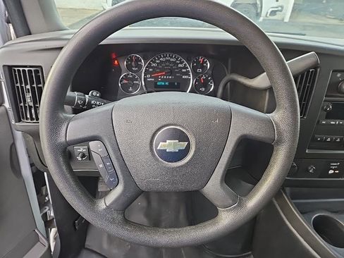 Used 2019 Chevrolet Express 3500 Extended w/ Driver Convenience Package RWD image 11