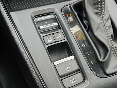 Certified 2024 Honda CR-V EX image 17