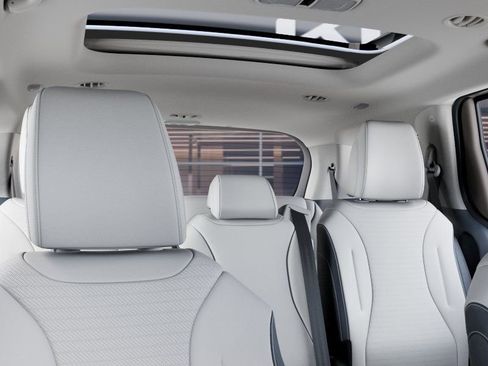 New 2026 Kia Carnival SX Prestige FWD image 27