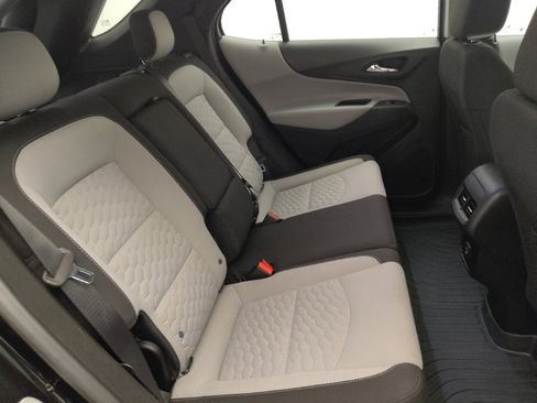 Used 2020 Chevrolet Equinox LS AWD/4WD image 19