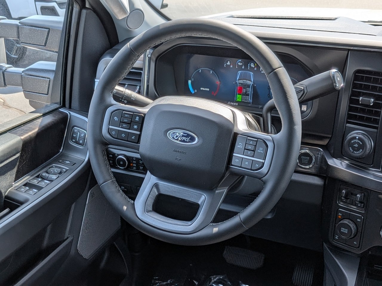 New 2026 Ford F350 Lariat w/ Black Appearance Package AWD/4WD image 18