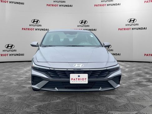 Certified 2024 Hyundai Elantra SEL FWD image 2
