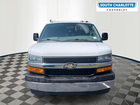 Used 2019 Chevrolet Express 2500 w/ Driver Convenience Package RWD image 2