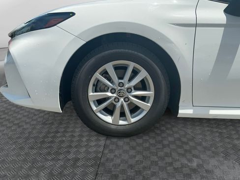 Used 2025 Toyota Camry LE FWD image 14