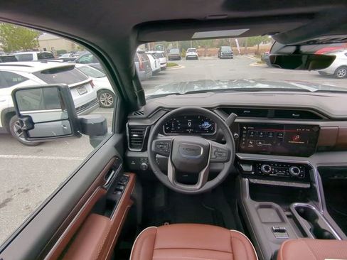 New 2026 GMC Sierra 2500 Denali Ultimate image 40