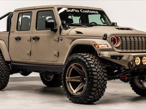 Used 2026 Jeep Gladiator Sport AWD/4WD image 4