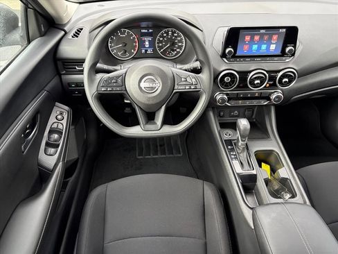 Used 2024 Nissan Sentra S image 23