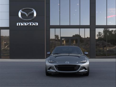 New 2026 MAZDA MX-5 Miata RF Grand Touring RWD image 6