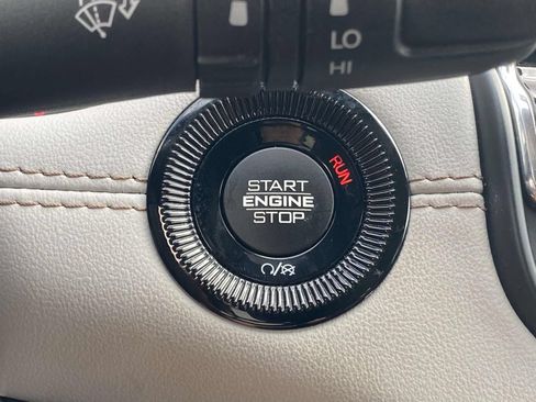 Used 2022 Jeep Compass Limited AWD/4WD image 24