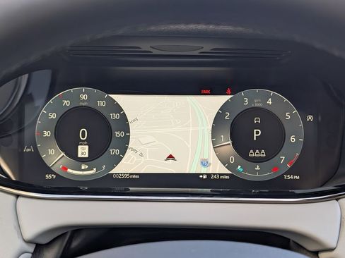 Certified 2025 Land Rover Range Rover Evoque Dynamic SE AWD/4WD image 12