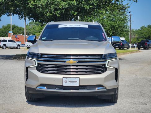 Used 2021 Chevrolet Tahoe Premier w/ Premium Package RWD image 33