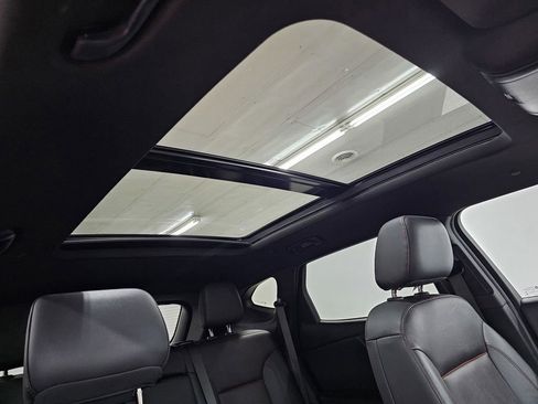 Used 2020 Chevrolet Blazer RS image 23