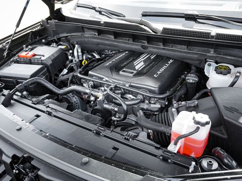 Used 2026 Cadillac Escalade V w/ LPO, ONYX Package image 39