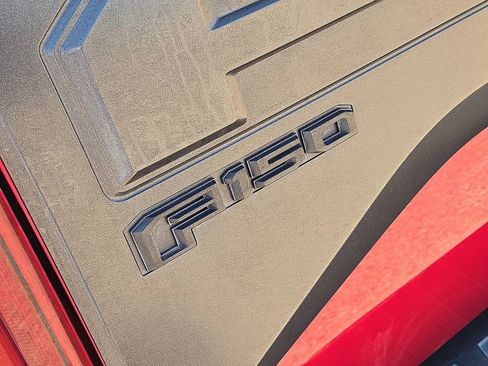 Used 2018 Ford F150 Raptor w/ Equipment Group 802A Luxury AWD/4WD image 11