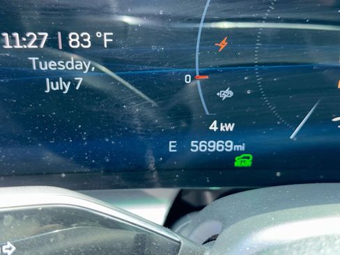 Used 2024 Cadillac Lyriq Sport RWD image 21