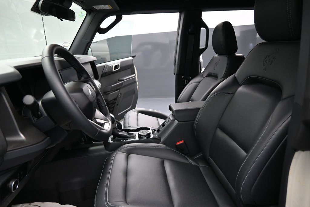Used 2026 Ford Bronco Badlands AWD/4WD image 9
