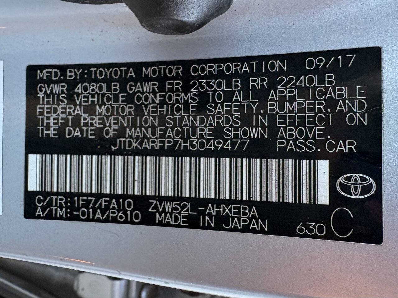 Used 2017 Toyota Prius Prime Plus FWD image 30