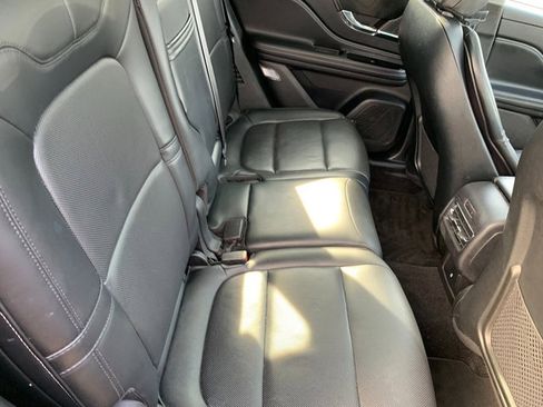 Used 2022 Lincoln Corsair AWD w/ Premium Package image 16