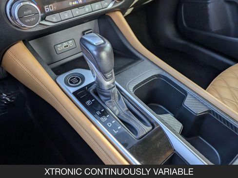 Used 2023 Nissan Sentra SV w/ SV Premium Package FWD image 16