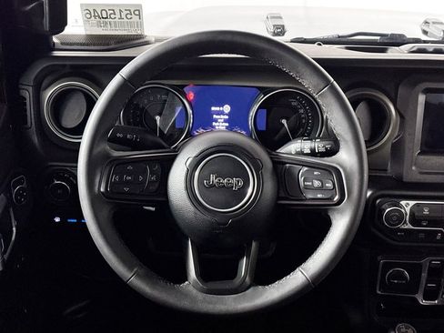 Certified 2023 Jeep Wrangler Unlimited AWD/4WD image 14
