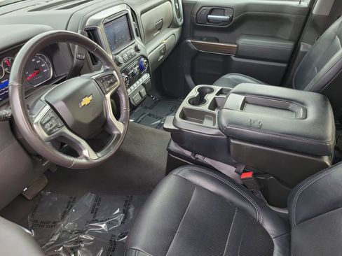 Used 2022 Chevrolet Silverado 1500 LT image 4