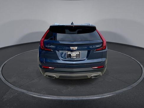 Used 2020 Cadillac XT4 Premium Luxury w/ Technology Package FWD image 7