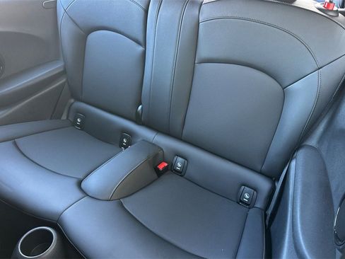 Used 2023 MINI Cooper SE image 5