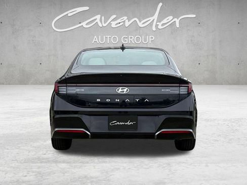 Used 2024 Hyundai Sonata SEL FWD image 15