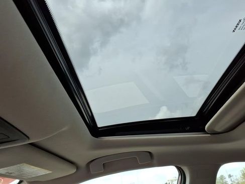 Certified 2025 Nissan Altima 2.5 SL AWD/4WD image 14