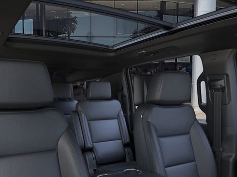 New 2026 Chevrolet Suburban Z71 image 24