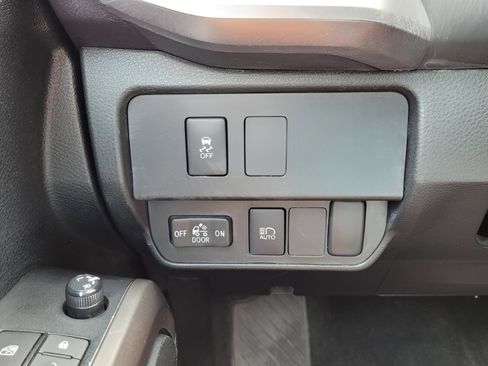 Certified 2023 Toyota Tacoma SR5 image 29