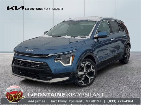Certified 2023 Kia Niro SX Touring image 1