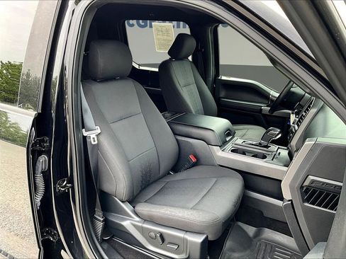 Used 2019 Ford F150 XLT w/ Equipment Group 302A Luxury AWD/4WD image 26
