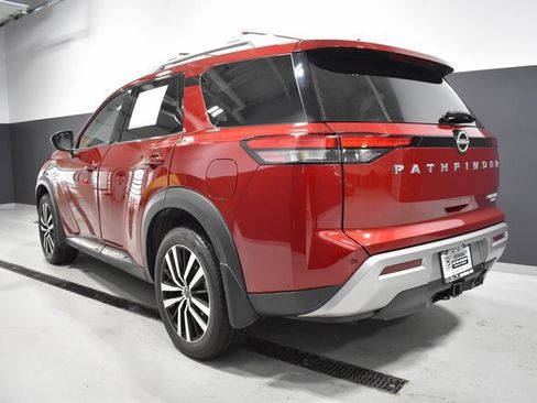 Certified 2024 Nissan Pathfinder Platinum w/ Cargo Package image 3