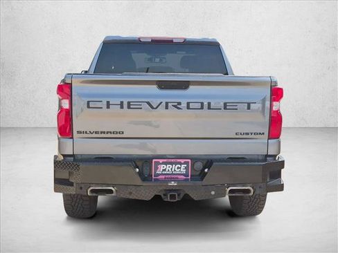 Used 2021 Chevrolet Silverado 1500 Custom Trail Boss w/ LPO, Dark Essentials Package AWD/4WD image 6