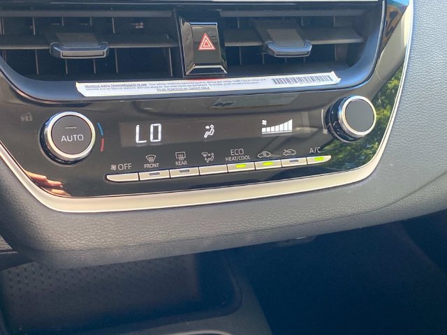 Used 2024 Toyota Corolla LE FWD image 25
