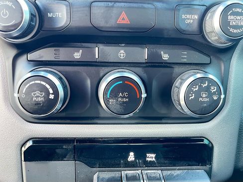 Used 2023 RAM 1500 Big Horn AWD/4WD image 15