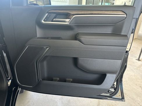 Certified 2025 GMC Sierra 1500 Elevation image 42