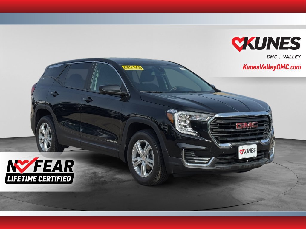 Used 2024 GMC Terrain SLE AWD/4WD image 1