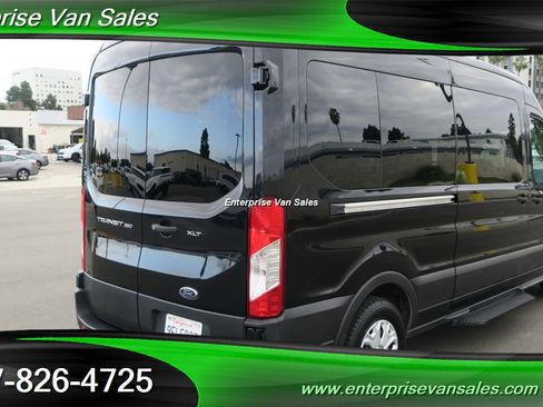 Used 2023 Ford Transit 350 XLT image 7