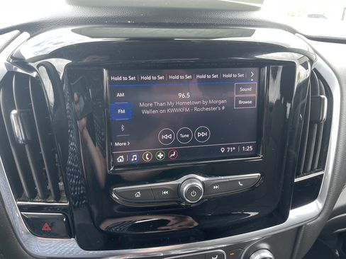 Used 2020 Chevrolet Traverse LS AWD/4WD image 20
