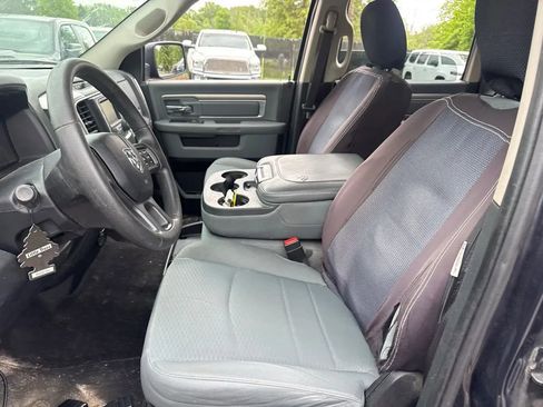 Used 2017 RAM 1500 Classic SLT AWD/4WD image 8