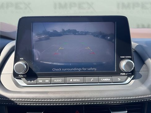 Used 2023 Nissan Rogue SV w/ SV Premium B Package image 20