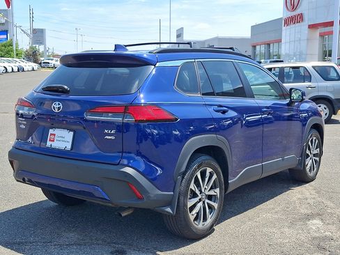 Used 2023 Toyota Corolla Cross XLE w/ Convenience Package AWD/4WD image 7