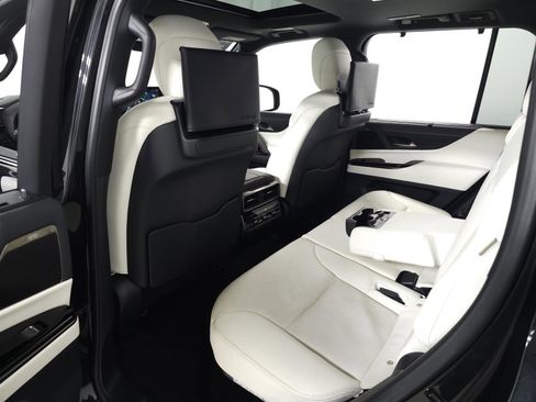 Used 2024 Lexus LX 600 4WD w/ Appearance Package image 39