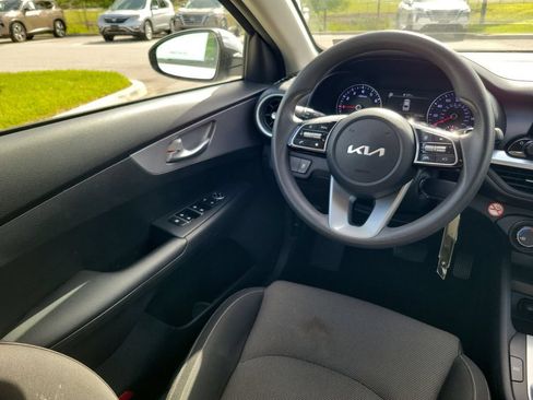 Used 2023 Kia Forte LXS FWD image 15
