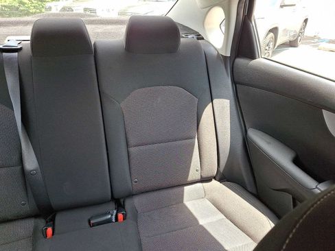 Used 2024 Kia Forte LXS w/ LXS Technology Package FWD image 14