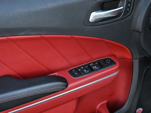 Used 2018 Dodge Charger R/T w/ Dynamics Package RWD image 13