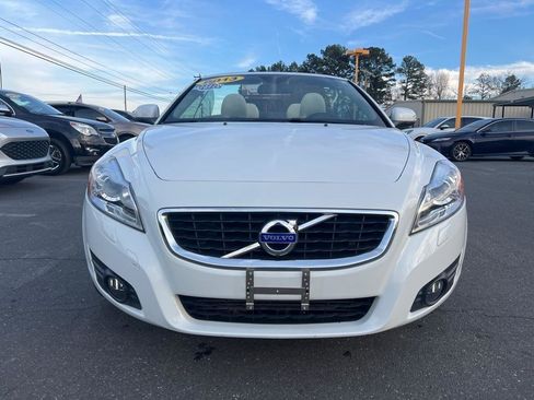 Used 2013 Volvo C70 T5 image 2
