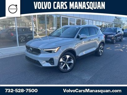 Certified 2025 Volvo XC40 B5 Plus